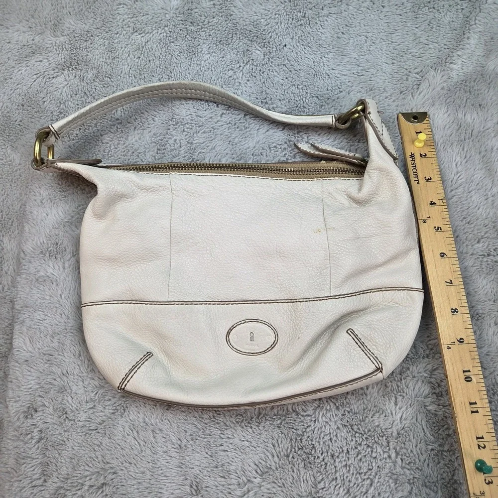 Fossil Hobo Bag Womens OS Pebbled Leather Buckle Front Pocket Shoulder Bag White